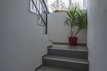 هتل Apartments Djurasevic
