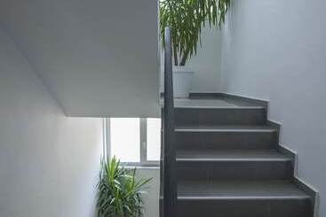 هتل Apartments Djurasevic