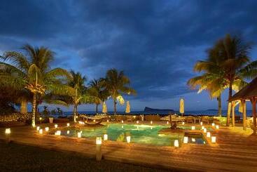 هتل Cape Point Seafront Exclusive Suites & Penthouses