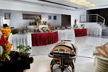 هتل Country Inn & Suites By Radisson Navi Mumbai
