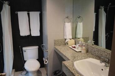 Festive Hotel Makati