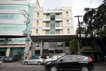 Festive Hotel Makati