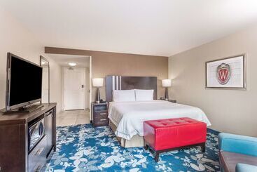 هتل Hampton Inn & Suites Madison / Downtown