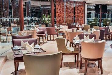 هتل Holiday Inn Bucaramanga Cacique, An Ihg