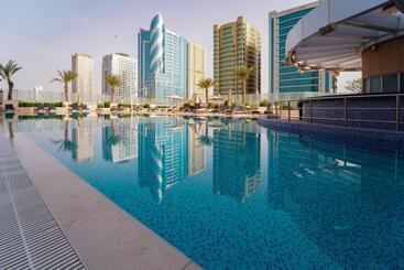هتل Ibis Fujairah