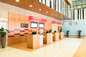 هتل Ibis Fujairah