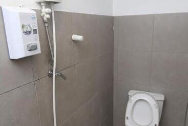 هتل L&c Premium Stay