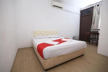 هتل L&c Premium Stay