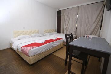 هتل L&c Premium Stay