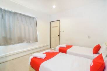 هتل L&c Premium Stay