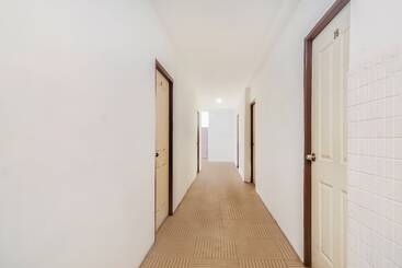 هتل L&c Premium Stay