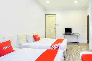 هتل L&c Premium Stay