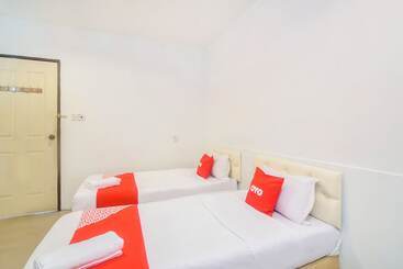 هتل L&c Premium Stay