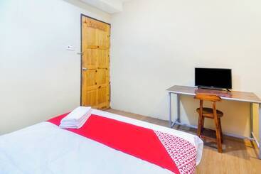 هتل L&c Premium Stay