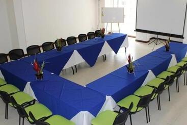 هتل Macao Colombia