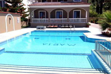 هتل Maria Apartments
