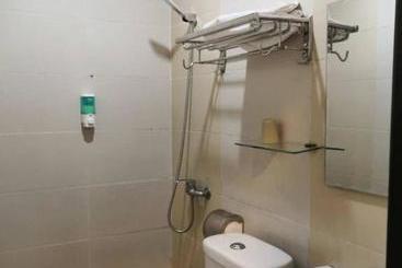 هتل Mega Inn
