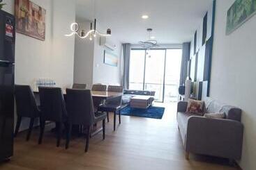 هتل Mega Inn