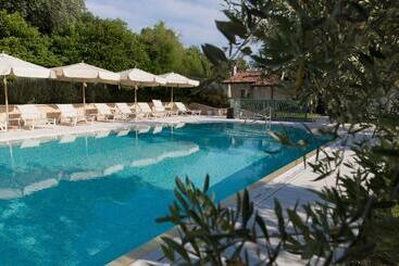 هتل روستایی Relais Fra' Lorenzo