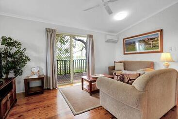هتل Starline Alpacas Farmstay Resort