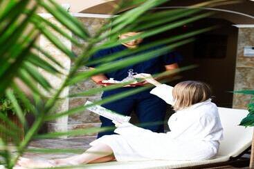 White Rock Castle Suite Hotel & Spa - Balchik