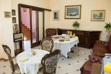 Bed and Breakfast I Due Pini