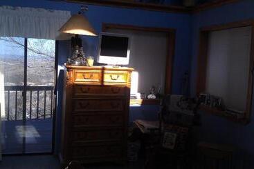 تختخواب و صبحانه Chisolm Trail Villa
