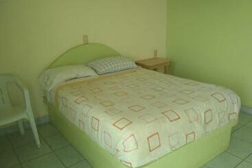 هتل Azulejos