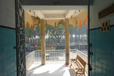 هتل Ranjana