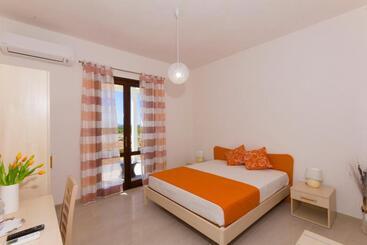 پانسیون Villa Elios Guesthouse