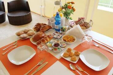 پانسیون Villa Elios Guesthouse