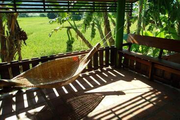 Tamarind Grand Resort Mae Sariang