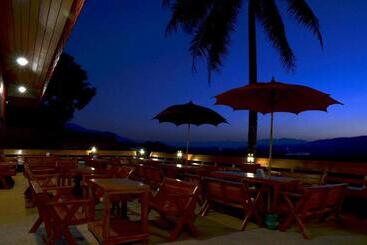 Tamarind Grand Resort Mae Sariang