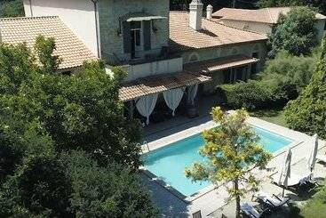 Chateau La Moune