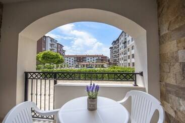 هتل Apollon Apartments