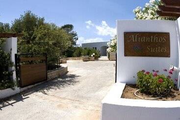 هتل Alianthos Suites