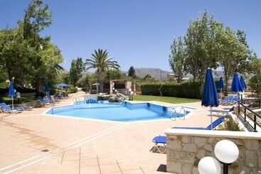 هتل Alianthos Suites