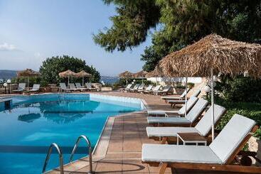 هتل Alianthos Suites