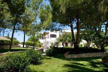 هتل Alianthos Suites