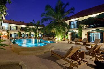 هتل Baan Souy Resort