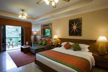 هتل Baan Souy Resort