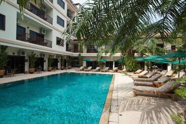 هتل Baan Souy Resort