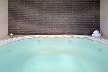 ホテル Best Western Plus Hôtel Isidore