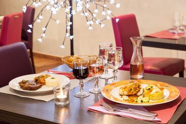 Отель Charme Hôtel Et Spa, Montbéliard Sud