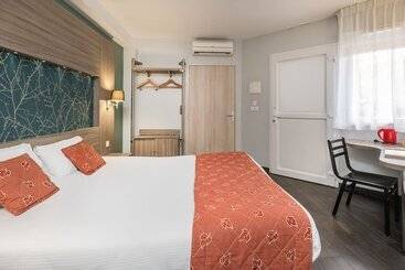 Отель Charme Hôtel Et Spa, Montbéliard Sud