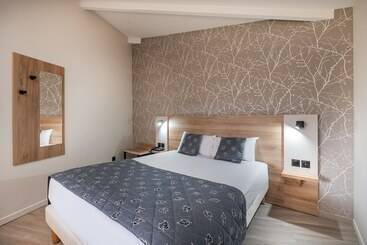 Отель Charme Hôtel Et Spa, Montbéliard Sud