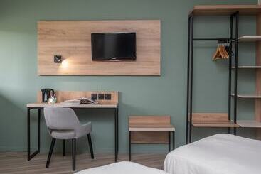 Отель Charme Hôtel Et Spa, Montbéliard Sud