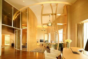 هتل Doubletree By Hilton Hangzhou East
