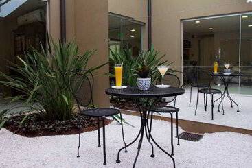 هتل Faro Norte Suites