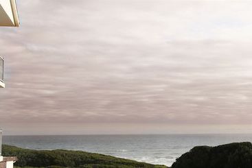 هتل Hermanus Beach Villa